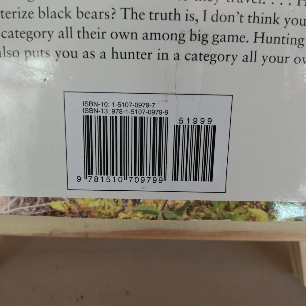 The Ultimate Guide to Black Bear Hunting Hardcover Boze, Douglas 9781510709799